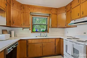 10435 White Oak Rd, Waynesville, NC 28785 - Photo 17