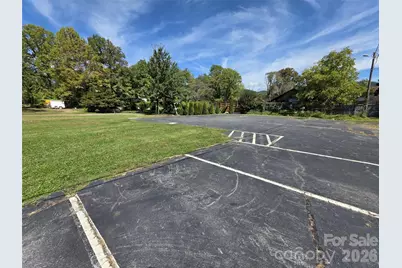 111 S Richardson Boulevard, Black Mountain, NC 28711 - Photo 7