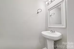 11059 Hunter Trail Ln, Charlotte, NC 28226 - Photo 15