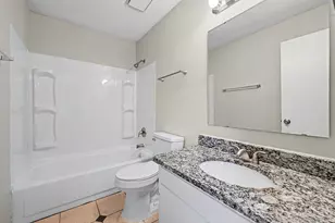 11059 Hunter Trail Ln, Charlotte, NC 28226 - Photo 13