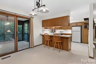 64 Surrey Ln, Brevard, NC 28712 - Photo 7