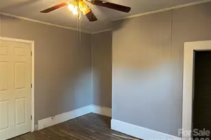1313 E Maiden Rd, Maiden, NC 28650 - Photo 17