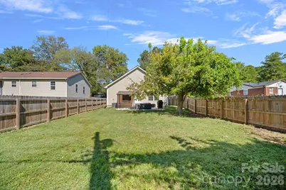 521 Porter Street, Charlotte, NC 28208 - Photo 19