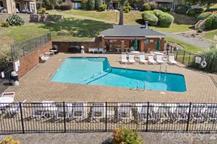 9817 Emerald Point Dr, Charlotte, NC 28278 - Photo 25