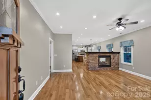 5596 Bridgewater Dr, Granite Falls, NC 28630 - Photo 5