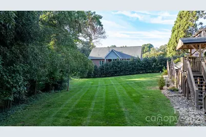 2433 1st Street NW #22, Hickory, NC 28601 - Photo 23