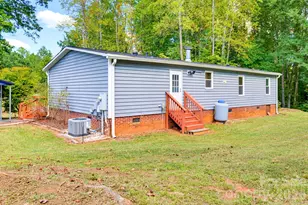 5119 Pine Springs Dr, Bessemer City, NC 28016 - Photo 35