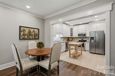 2432 Selwyn Avenue, Charlotte, NC 28209 - Photo 11