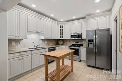 2432 Selwyn Avenue, Charlotte, NC 28209 - Photo 13