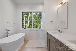 505 Barrington Dr, Asheville, NC 28803 - Photo 21