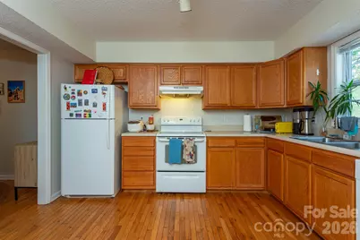 17 Castle Street, Asheville, NC 28803 - Photo 7