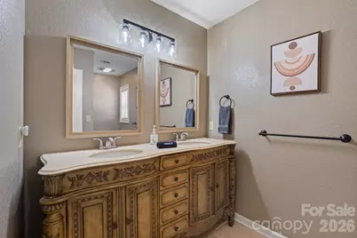 422 Crooked Creek Road, Hendersonville, NC 28739 - Photo 15
