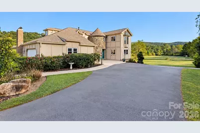 422 Crooked Creek Road, Hendersonville, NC 28739 - Photo 1