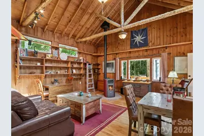 2554 Winter Star Road, Burnsville, NC 28714 - Photo 13
