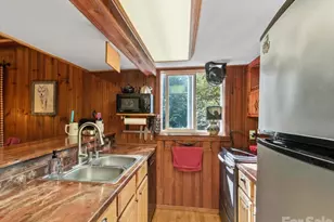 2554 Winter Star Rd, Burnsville, NC 28714 - Photo 17