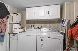 2554 Winter Star Rd, Burnsville, NC 28714 - Photo 25