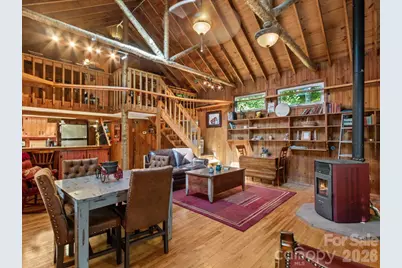 2554 Winter Star Road, Burnsville, NC 28714 - Photo 11