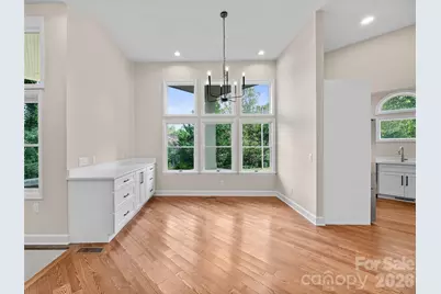 18 Carriage Park Way, Hendersonville, NC 28791 - Photo 11