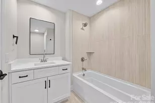 18 Carriage Park Way, Hendersonville, NC 28791 - Photo 23
