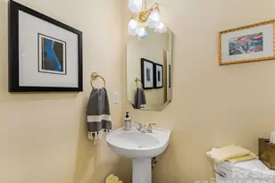 714 Corinthian Pl, Charlotte, NC 28211 - Photo 17