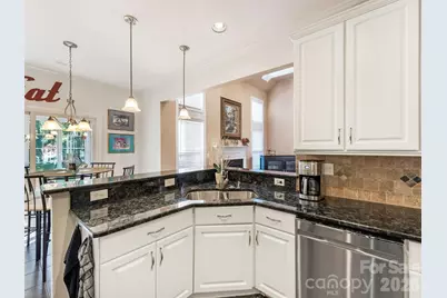 714 Corinthian Place, Charlotte, NC 28211 - Photo 5