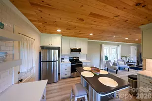 390 Sokassa Rd, Newland, NC 28657 - Photo 9