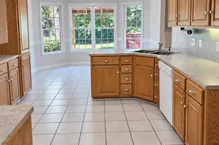 1615 Terra Cotta Dr, Hickory, NC 28602 - Photo 11