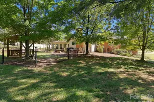 82 Henderson St, Badin, NC 28009 - Photo 11