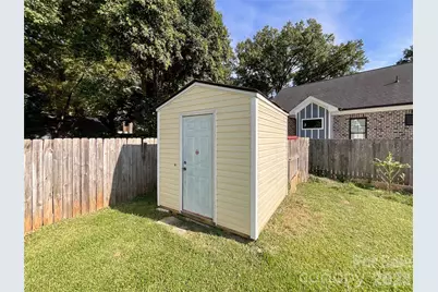 1501 Effingham Road, Charlotte, NC 28208 - Photo 27