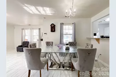 1501 Effingham Road, Charlotte, NC 28208 - Photo 5