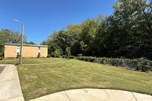 4739 Hedgemore Dr, Charlotte, NC 28209 - Photo 19