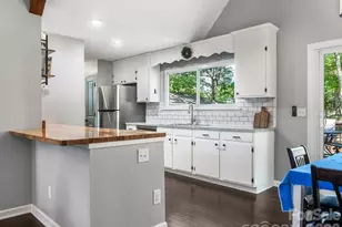 7904 Oakbark Ln, Charlotte, NC 28226 - Photo 9