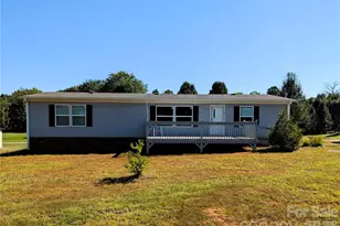 3610 Cameo Ln, Lenoir, NC 28645 - Photo 1
