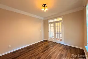 2433 Chinkapin Ct, Gastonia, NC 28054 - Photo 5