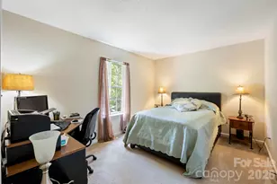 1300 Sugar Hollow Dr, Charlotte, NC 28214 - Photo 19