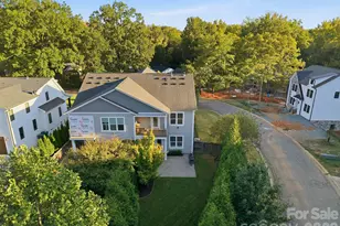 1303 Cortland Rd E, Charlotte, NC 28209 - Photo 35
