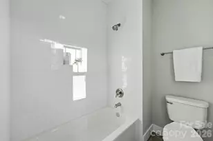 1303 Cortland Rd E, Charlotte, NC 28209 - Photo 27
