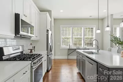 1303 Cortland Road E, Charlotte, NC 28209 - Photo 9