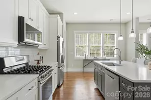 1303 Cortland Rd E, Charlotte, NC 28209 - Photo 9