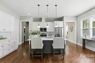 1303 Cortland Rd E, Charlotte, NC 28209 - Photo 5