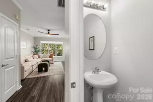 14208 Castle Abbey Ln, Charlotte, NC 28277 - Photo 9