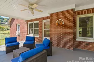 654 Ratcliff Cove Rd, Waynesville, NC 28786 - Photo 7