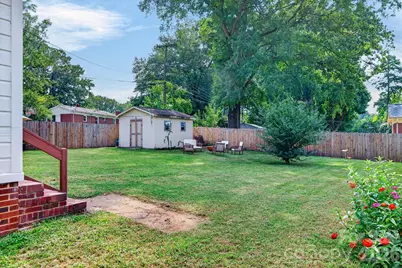 3857 Whitehall Drive, Charlotte, NC 28208 - Photo 5