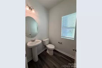6554 Harlech Street, Charlotte, NC 28269 - Photo 9