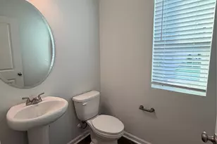 6554 Harlech St, Charlotte, NC 28269 - Photo 9