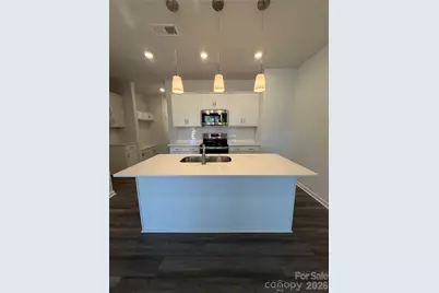 6554 Harlech Street, Charlotte, NC 28269 - Photo 5
