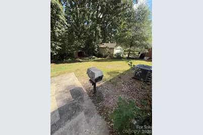 818 McLaughlin Drive, Charlotte, NC 28212 - Photo 21