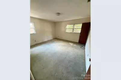 818 McLaughlin Drive, Charlotte, NC 28212 - Photo 15