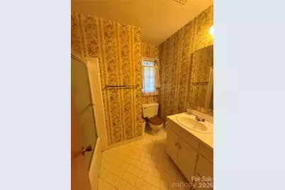 818 McLaughlin Drive, Charlotte, NC 28212 - Photo 13