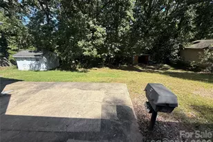 818 McLaughlin Dr, Charlotte, NC 28212 - Photo 23